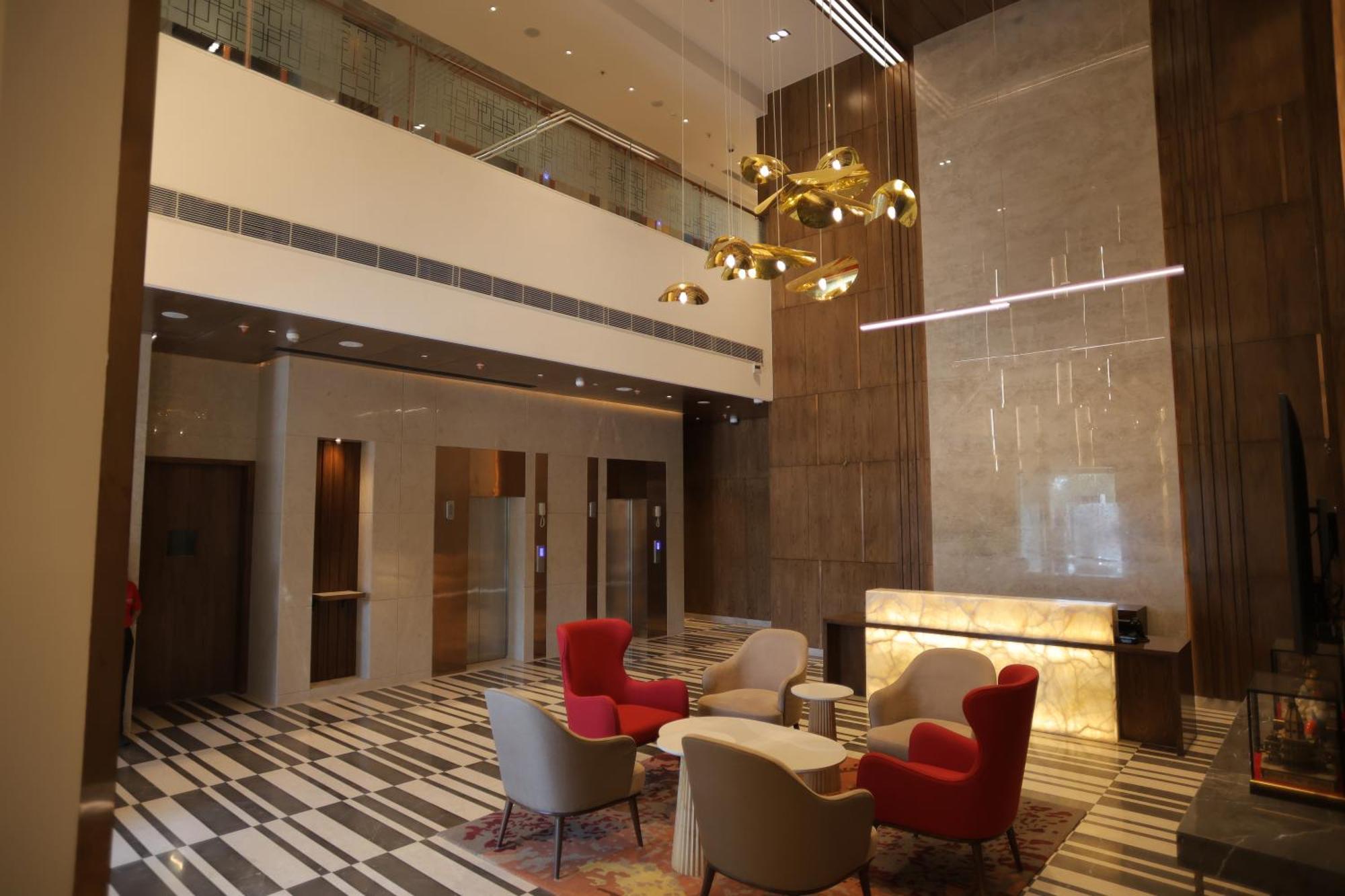Ramada By Wyndham Gorakhpur Gorakhnath Mandir Road Hotel ภายนอก รูปภาพ