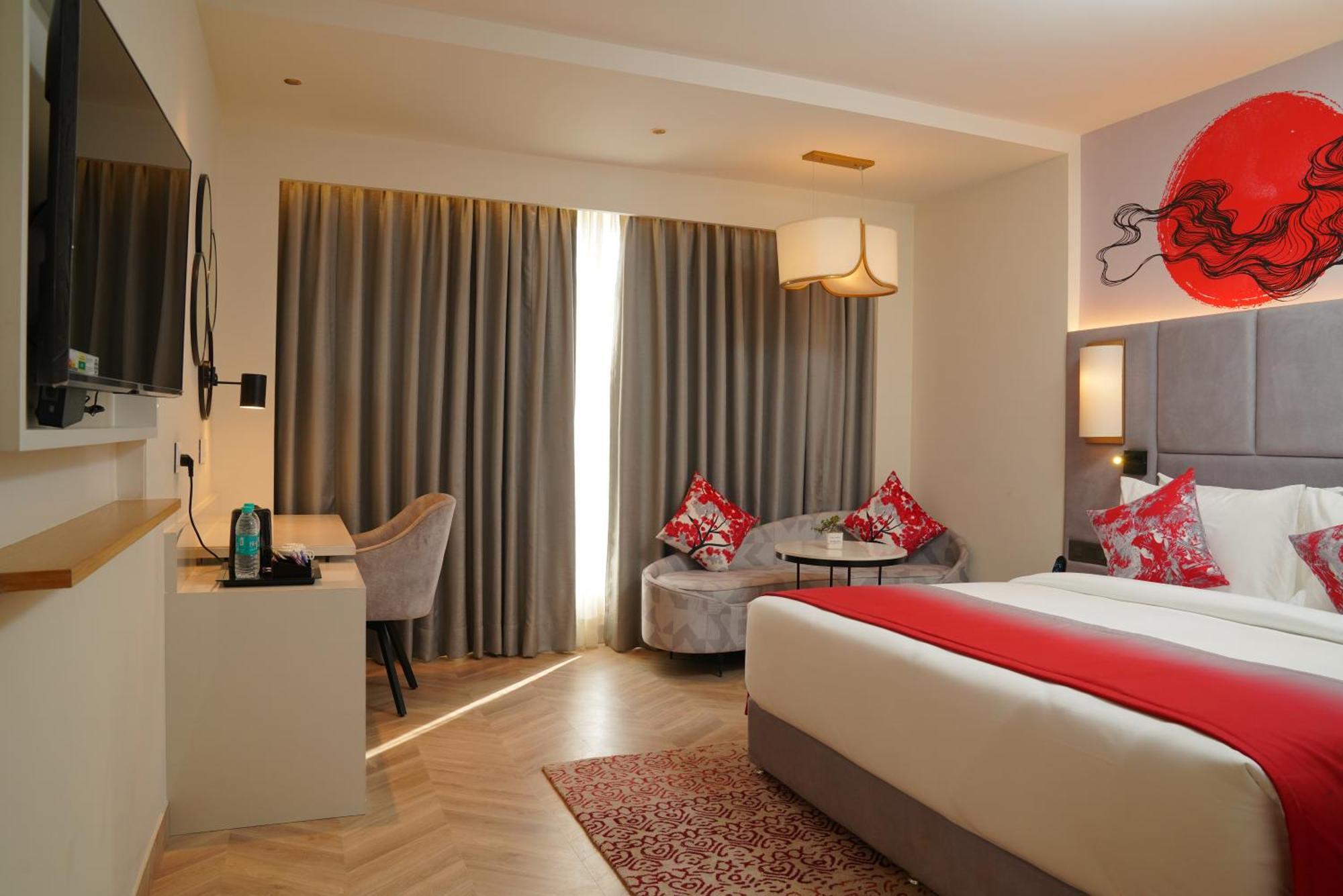 Ramada By Wyndham Gorakhpur Gorakhnath Mandir Road Hotel ภายนอก รูปภาพ